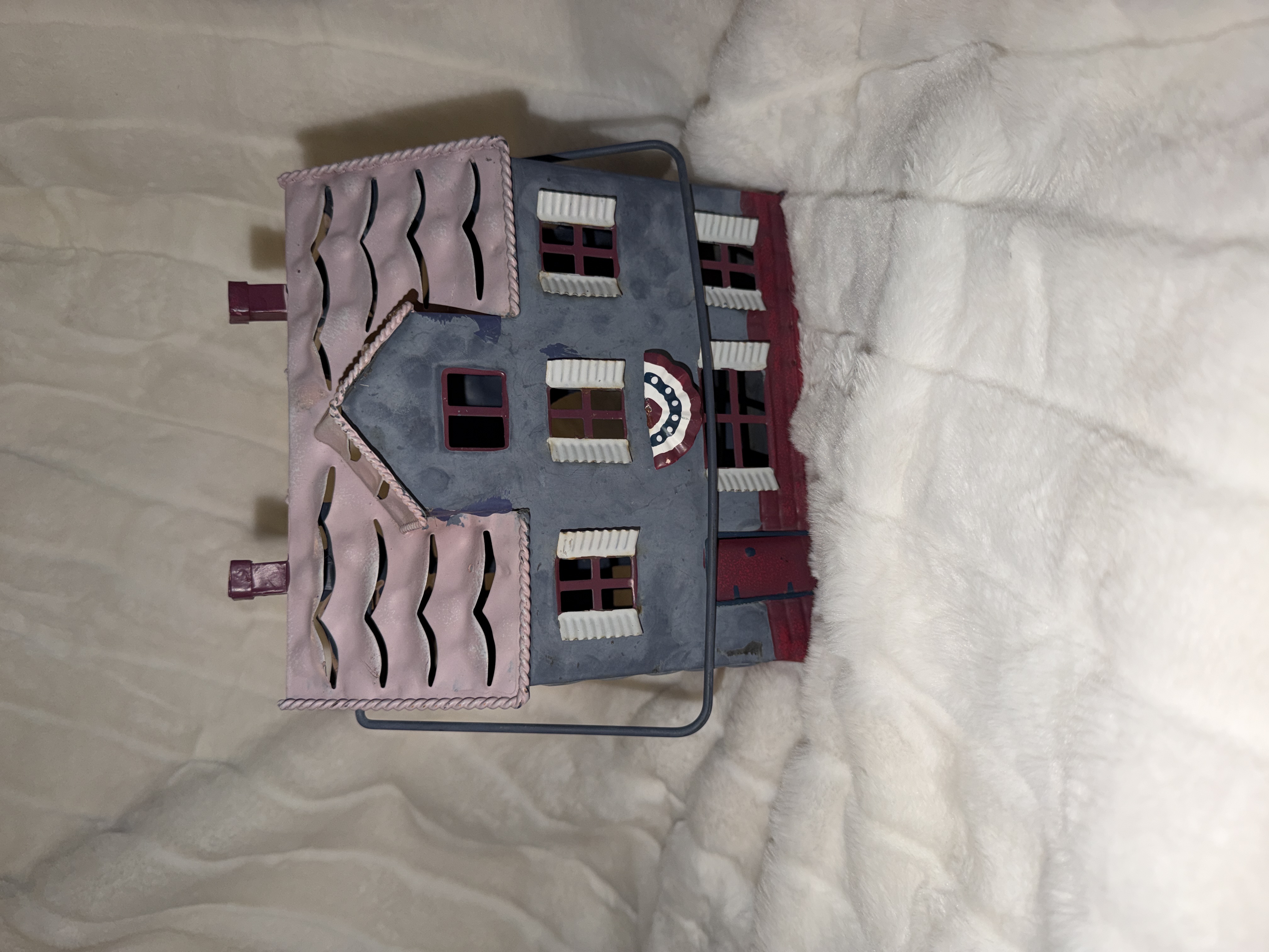 Candle house